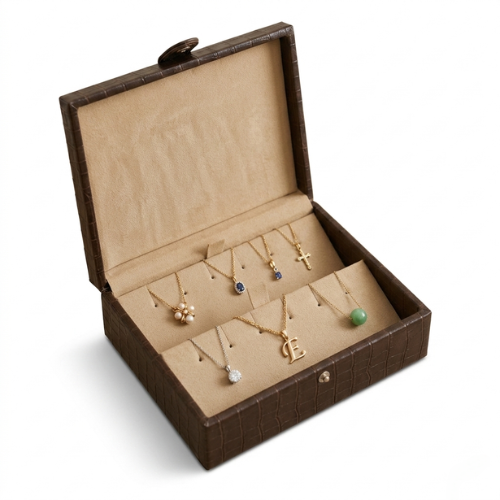 Pendant box